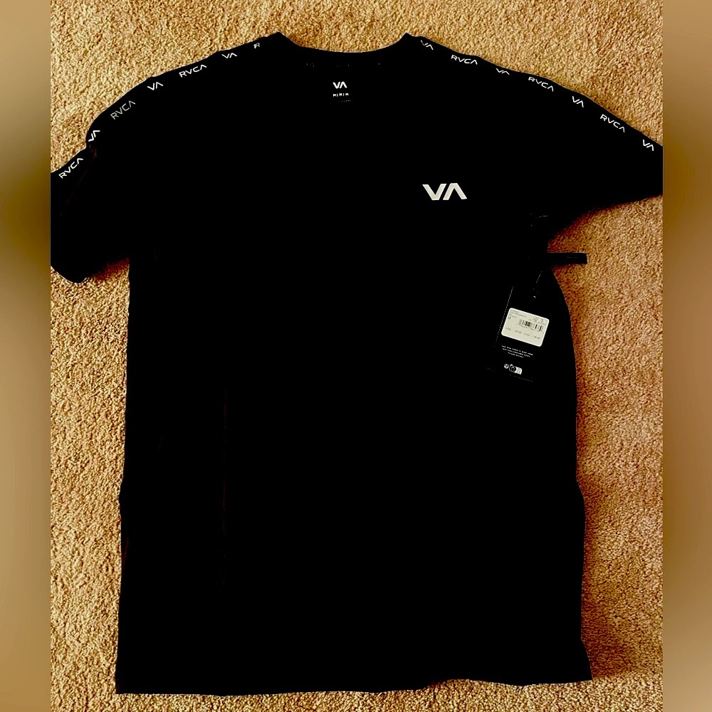RVCA Men’s training shirt